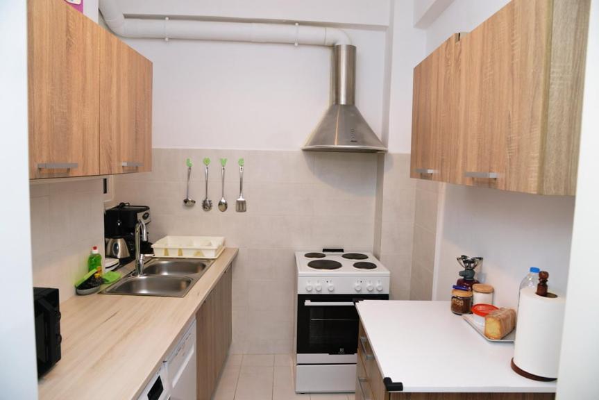 Freatida Apartment Piraeus Exterior photo